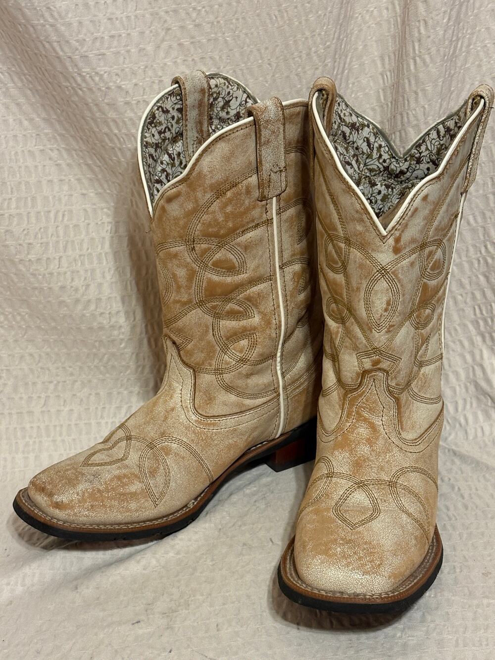 Laredo Tan Leather Sanded Crackle Women’s 9 Western Cowboy Boots Barely Worn